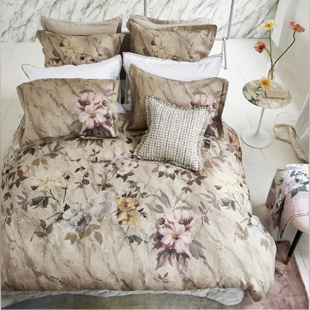 Designers Guild CARRARA FIORE CAMEO duvet cover